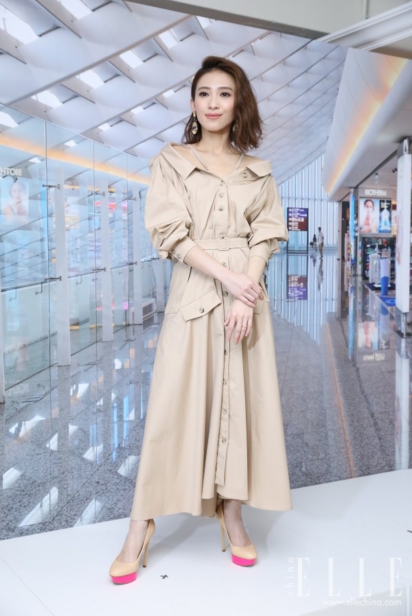 baby、江疏影、娜扎的新式露肩法相识一下~~~
